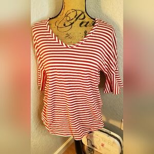 Red and white cabi top